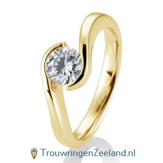 Verlovingsring geelgoud golvend met 0,80 ct diamant in 14 of 18 karaat  vanaf