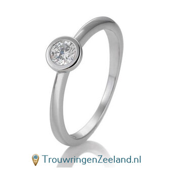 Verlovingsring platina 950 met ronde zetting en 0,25 ct diamant