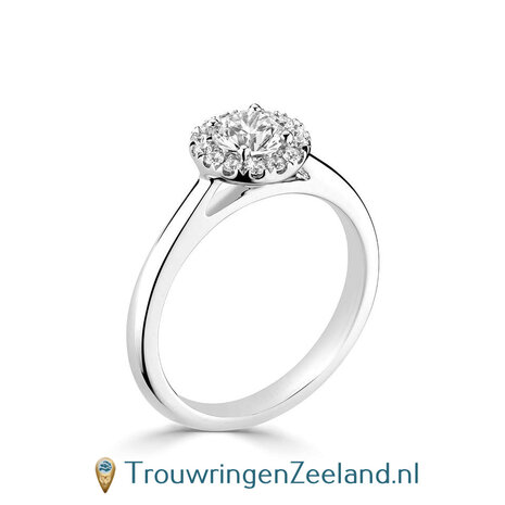 Verlovingsring platina type Halo rond met midden diamant van 4,5 mm 0,33 ct en rondom 12 kleinere diamanten