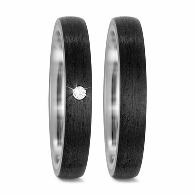 Trouwringen in Carbon en Titanium met diamant(en) per paar